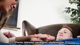 Teens Like It Big (Brazzers) - Baba Kız Porno Brazzers Altyazılı | Layla London, Babasıyla Porno İzliyor
