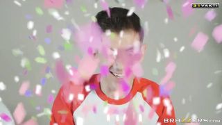 Brazzers XXX Parodisi - Jordi El Nino Porno İzle Meeting His Horny Monster Parodi Türkçe Altyazılı