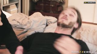 Brazzers - Milf Porno Altyazılı | Olgun Düğün Organizatörü, Damatla Seks Yapıyor