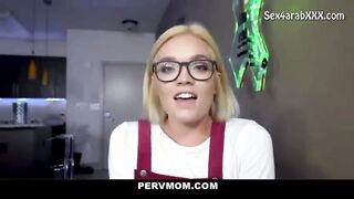 سكس مترجم بالعربية - ام تريد أن تمارس الجنس