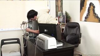 theporndude.net الام تحتاج لبعض الاهتمام - fakedriver.net