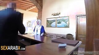 سكس سعودي جديد موظفة بالفندق تتناك من زبون - fakedriver.net